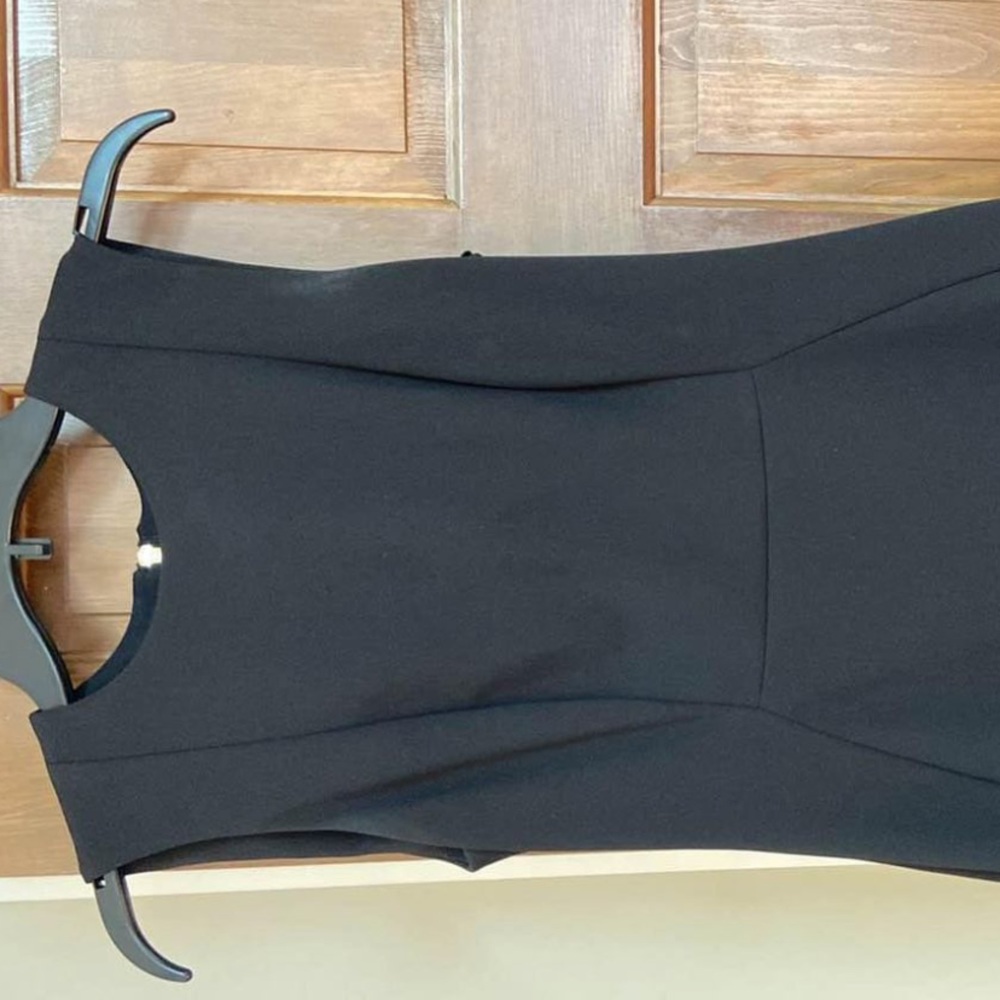 Women size 2 dress.